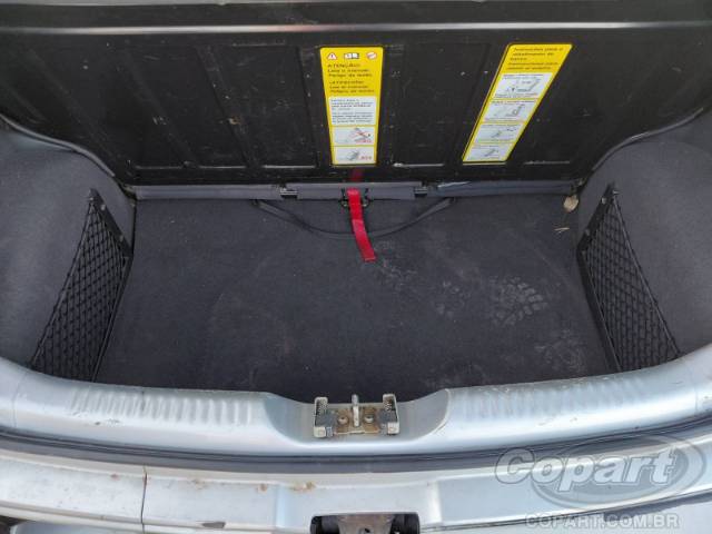 2013 VOLKSWAGEN FOX 