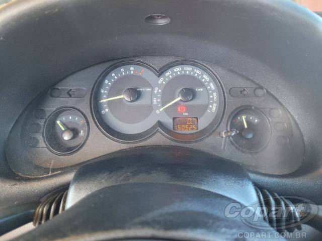 2011 CHEVROLET CLASSIC 