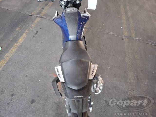 2026 HONDA CB 300F 