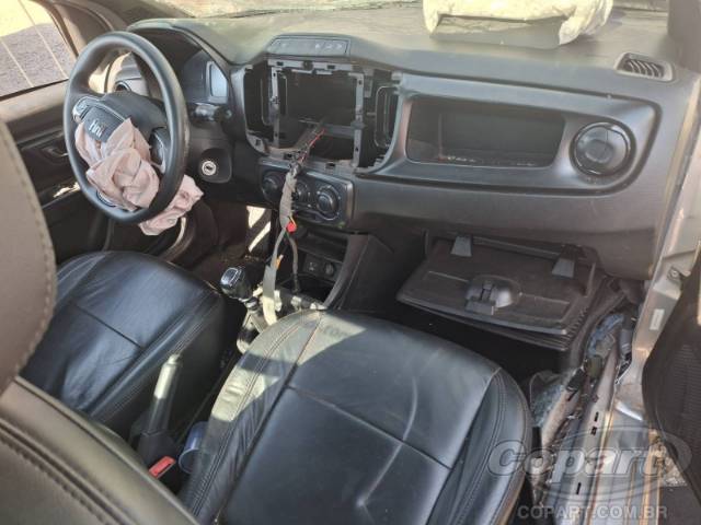 2025 FIAT STRADA 