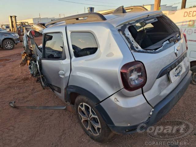 2024 RENAULT DUSTER 