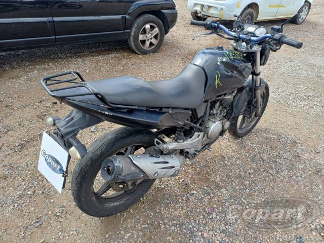 2011 YAMAHA FAZER 