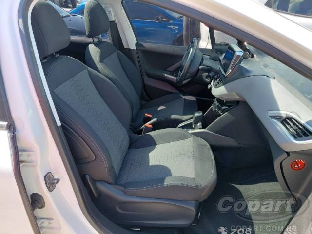 2018 PEUGEOT 208 