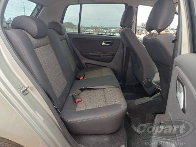 2013 VOLKSWAGEN FOX 