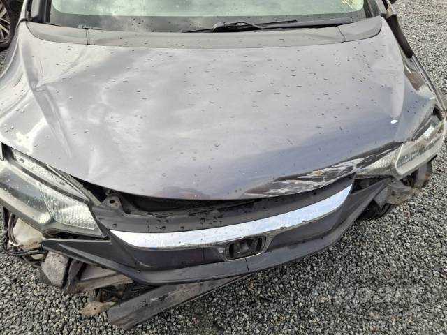 2015 HONDA FIT 