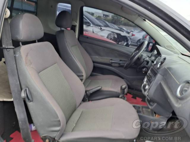 2013 VOLKSWAGEN SAVEIRO CE 