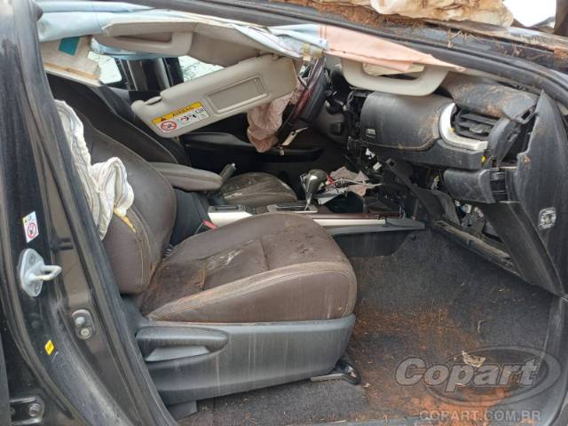 2017 TOYOTA HILUX SW4 