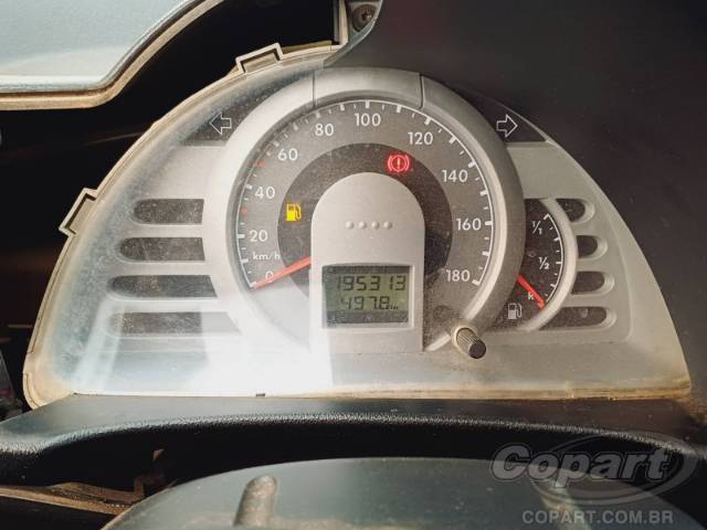 2005 VOLKSWAGEN FOX 