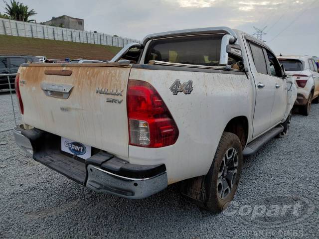2022 TOYOTA HILUX CD 