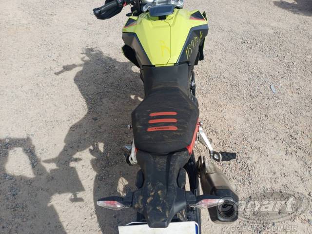 2025 BMW F 900 
