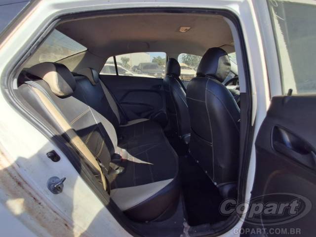2014 HYUNDAI HB20S 