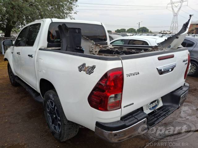 2021 TOYOTA HILUX CD 