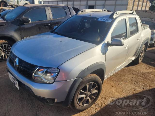 2017 RENAULT DUSTER OROCH 