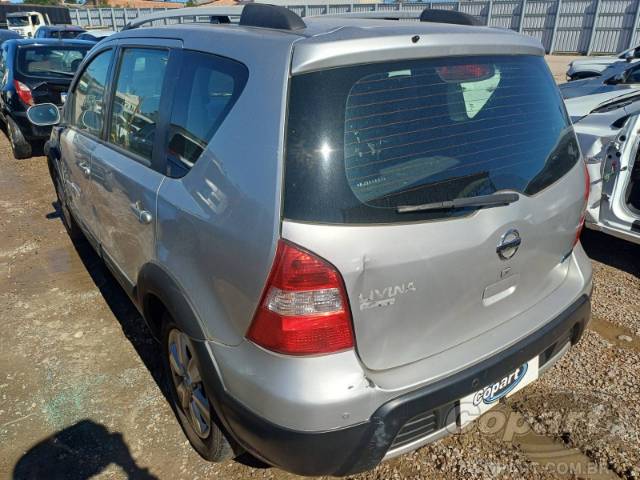 2014 NISSAN LIVINA 