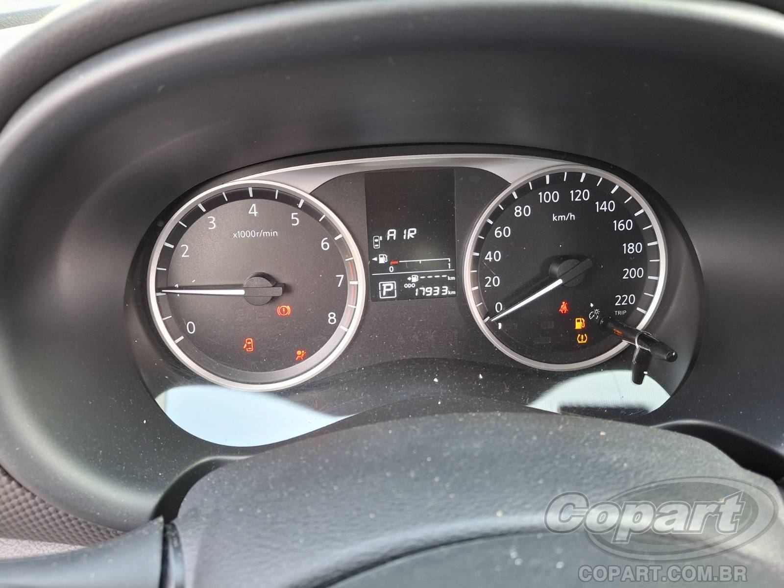 2024 NISSAN KICKS — foto 8 de 12