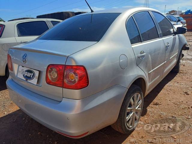 2013 VOLKSWAGEN POLO SEDAN 