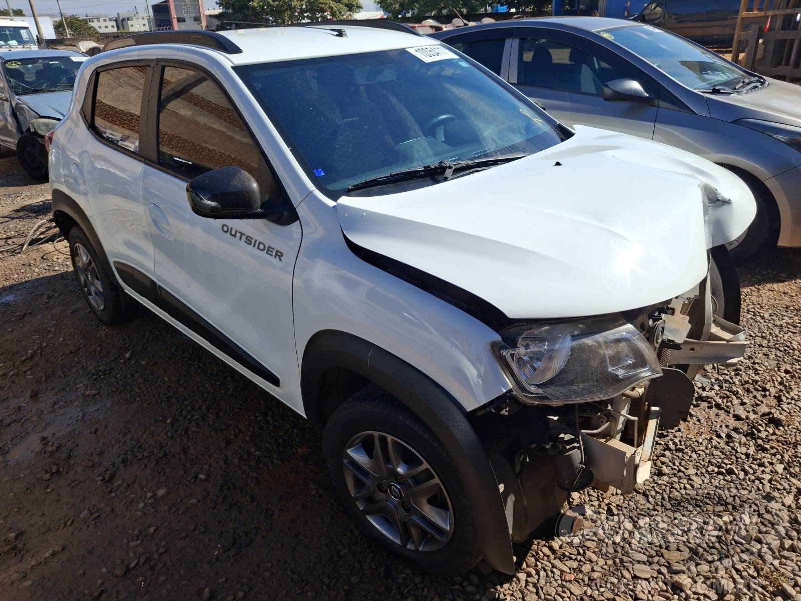Veículo Renault Kwid RENAULT KWID Outsider 1.0 SCe 2022 2022 em leilão