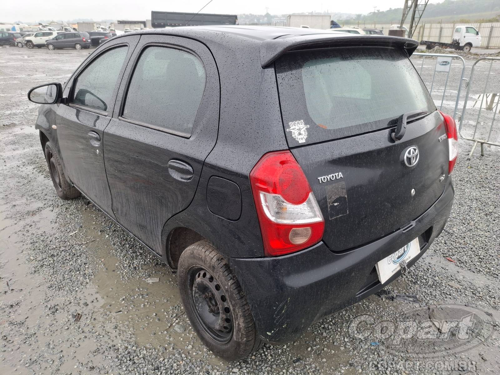 Foto 3: 2014 TOYOTA ETIOS