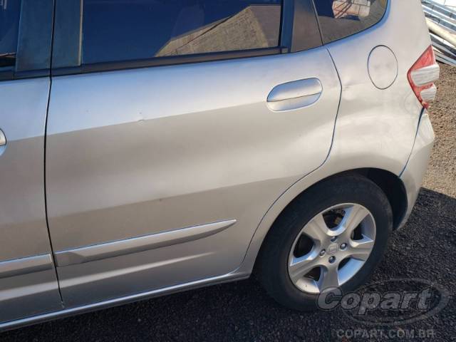 2011 HONDA FIT 
