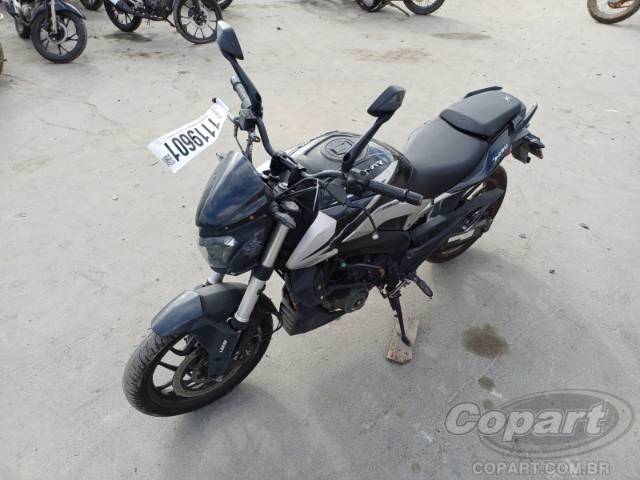 2025 BAJAJ DOMINAR 