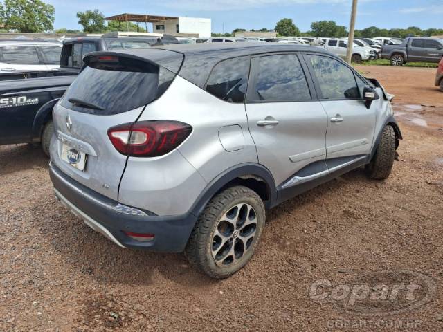 2023 RENAULT CAPTUR 
