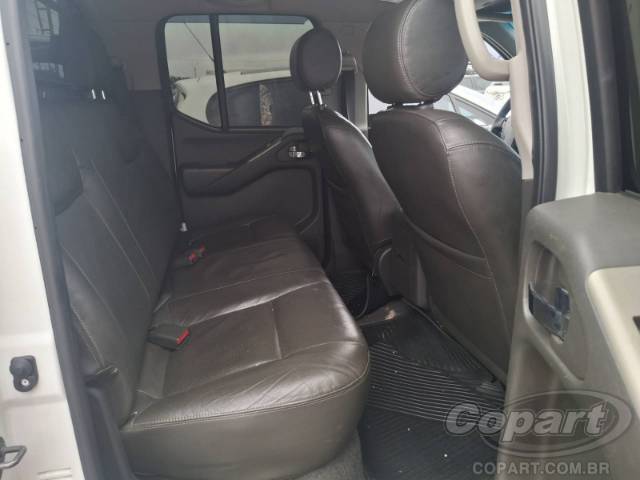 2015 NISSAN FRONTIER CD 