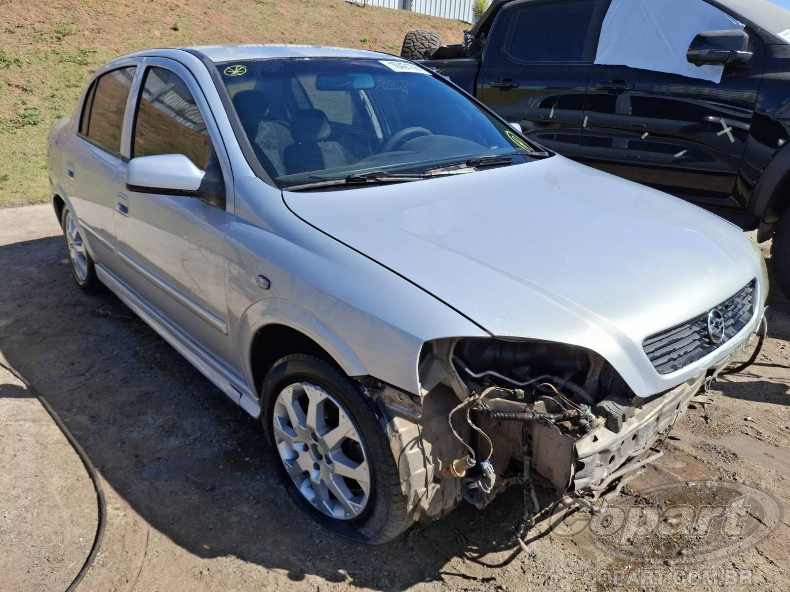 Veículo GM - Chevrolet Astra Chevrolet Astra Sedan Milenium 1.8 MPFI 2001 2001 em leilão