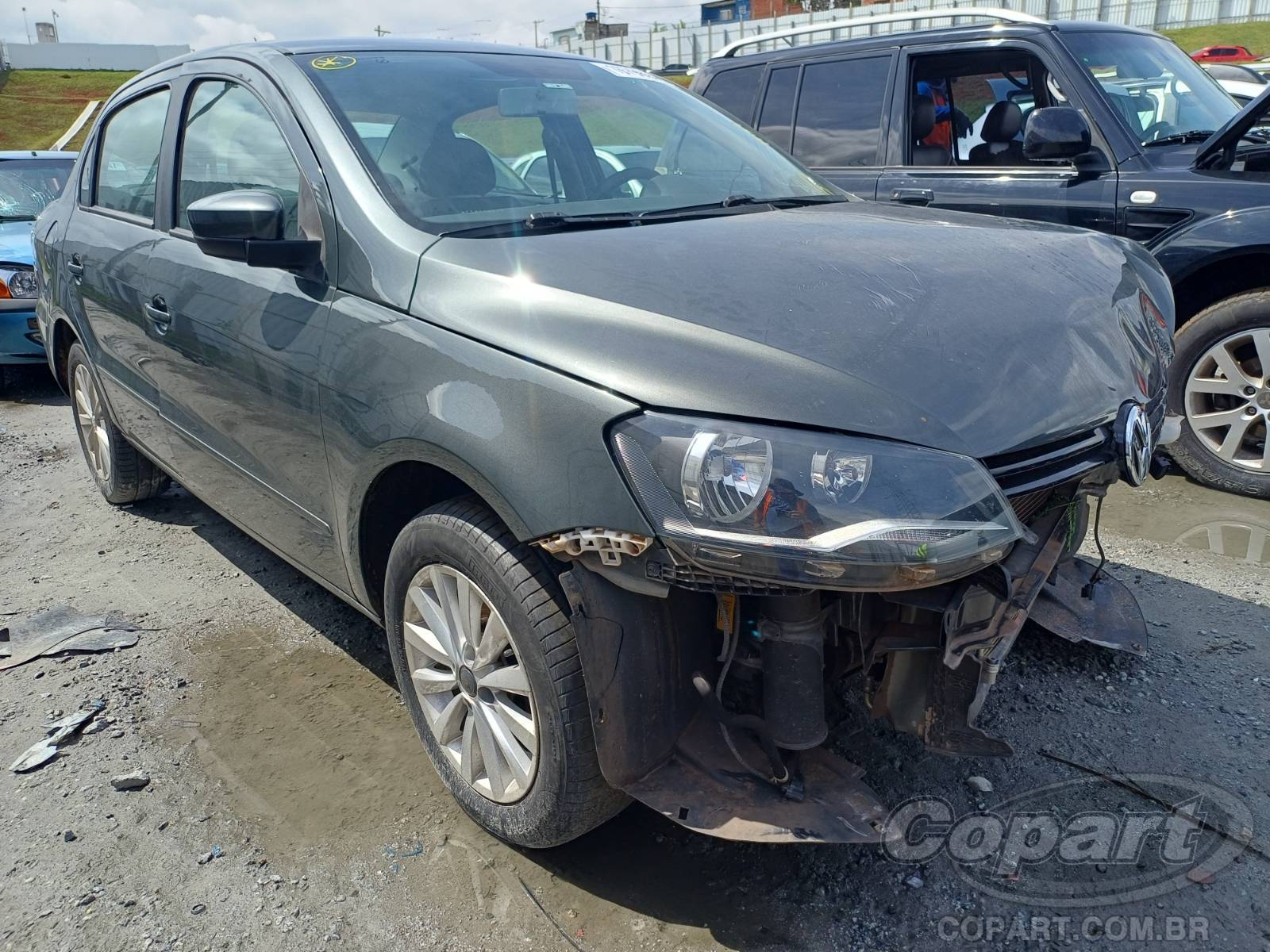 Veículo VW - VolksWagen Volkswagen VOLKSWAGEN VOYAGE 1.6 TOTAL FLEX 2014 2014 em leilão