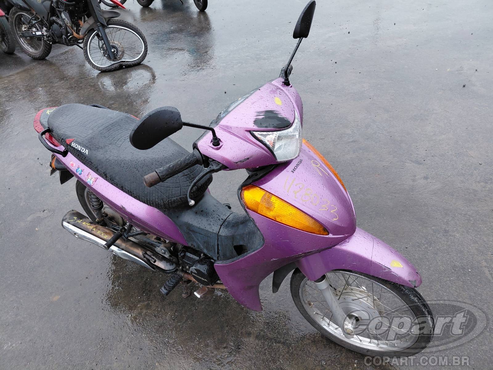 Veículo HONDA Biz Honda Biz 100 ES 2013 Colisão 2013 em leilão