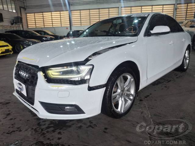 2015 AUDI A4 