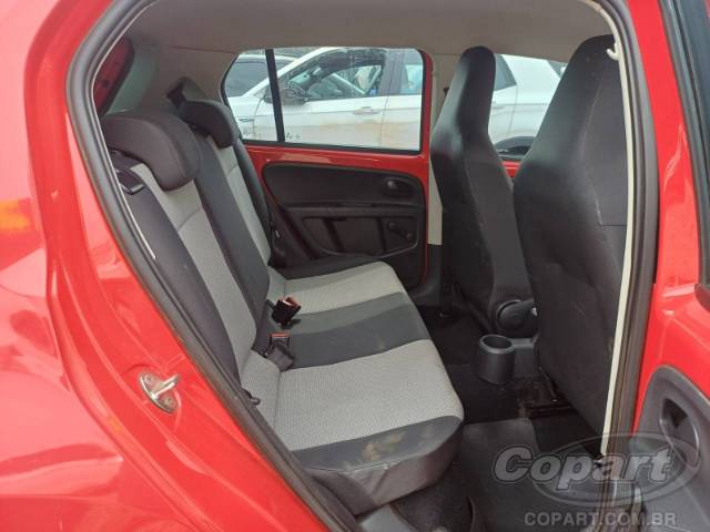 2015 VOLKSWAGEN UP 
