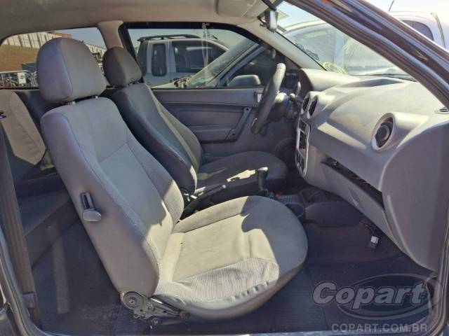 2010 VOLKSWAGEN GOL 