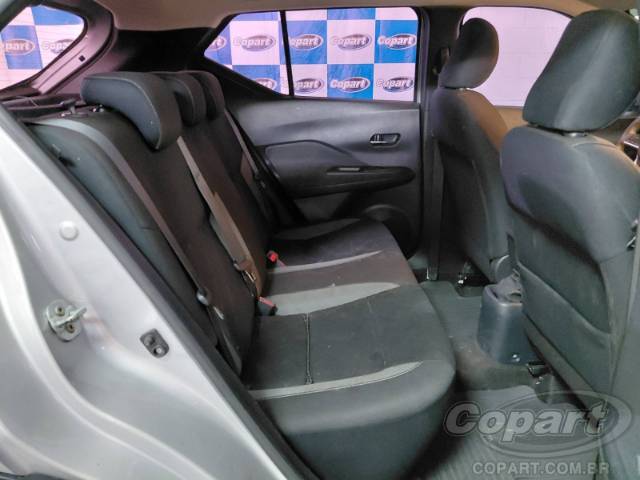 2019 NISSAN KICKS 