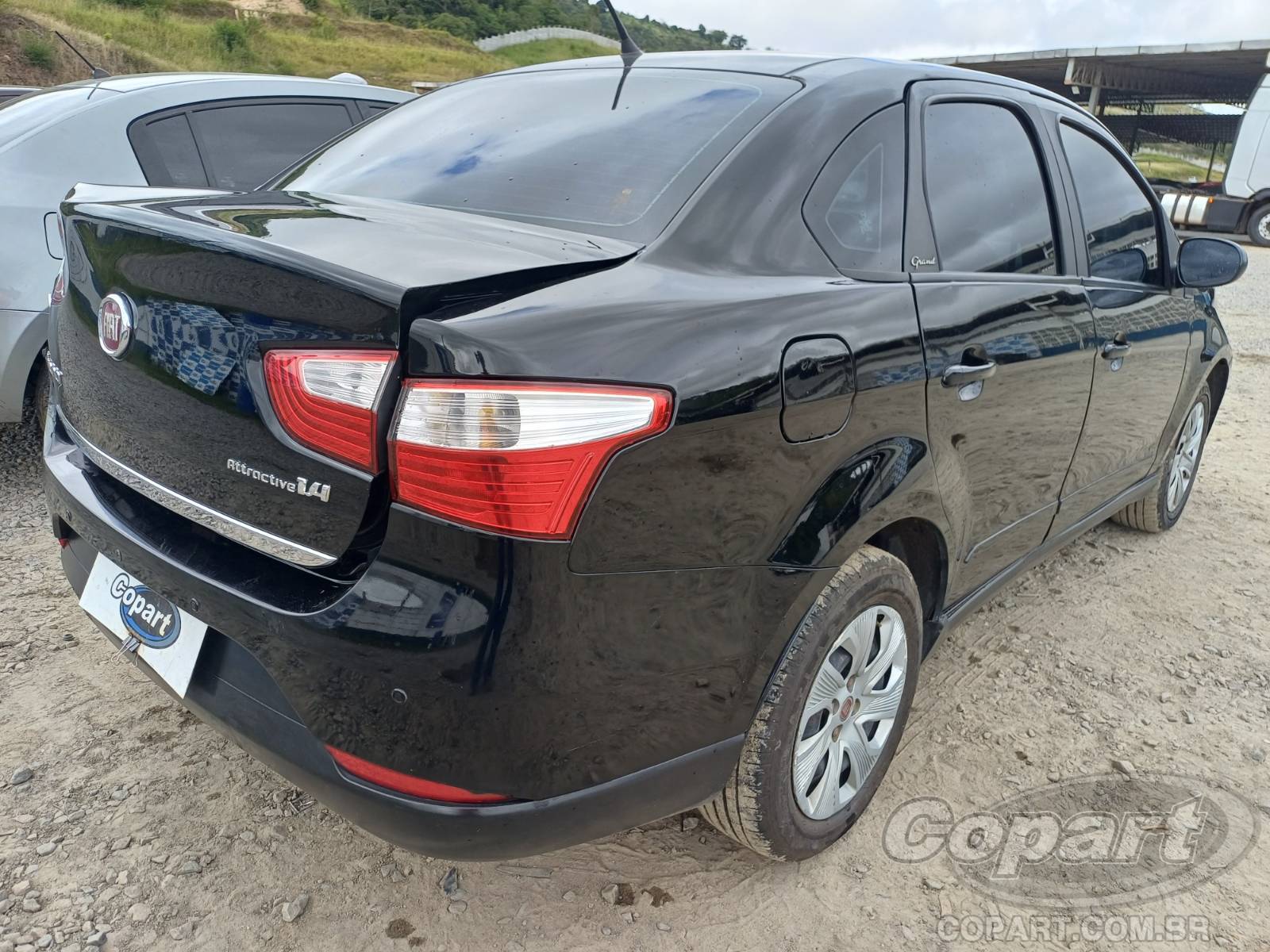 Foto 4: 2015 FIAT GRAND SIENA
