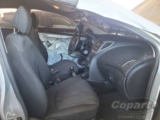 2015 HYUNDAI HB20 