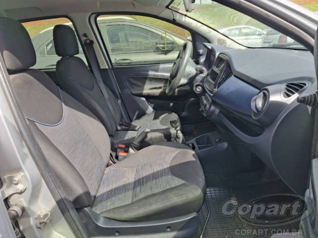 2019 FIAT UNO 