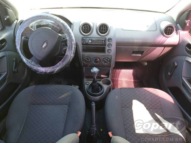 2006 FORD FIESTA 