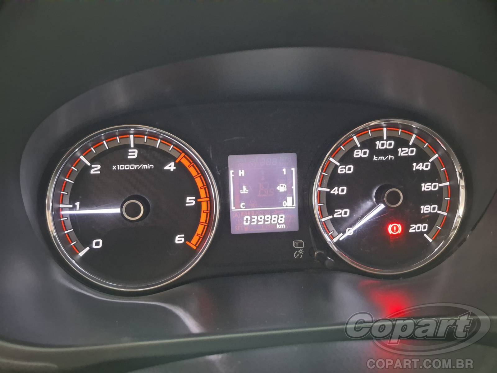 Foto 8 de 11: 2024 MITSUBISHI L200 TRITON