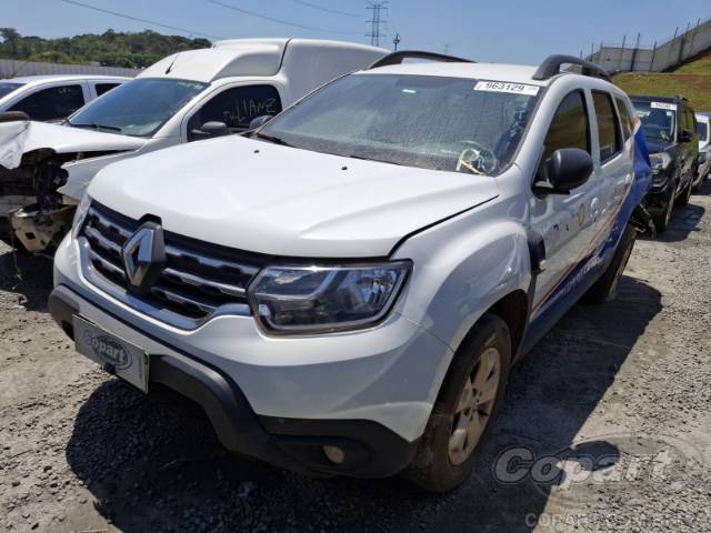 2022 RENAULT DUSTER 