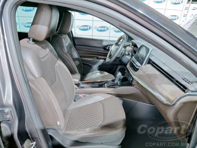 2023 JEEP COMMANDER 