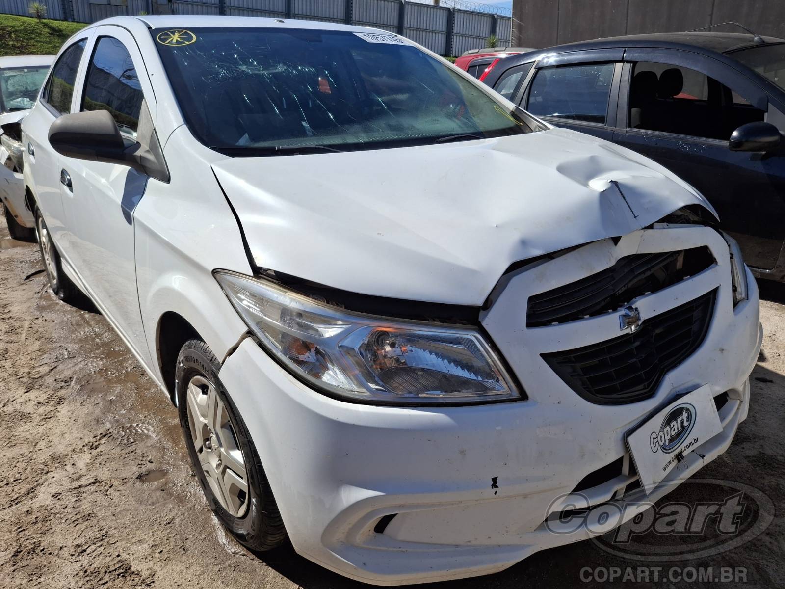 Veículo GM - Chevrolet Onix CHEVROLET ONIX LS 1.0 SPE 2015 2015 em leilão
