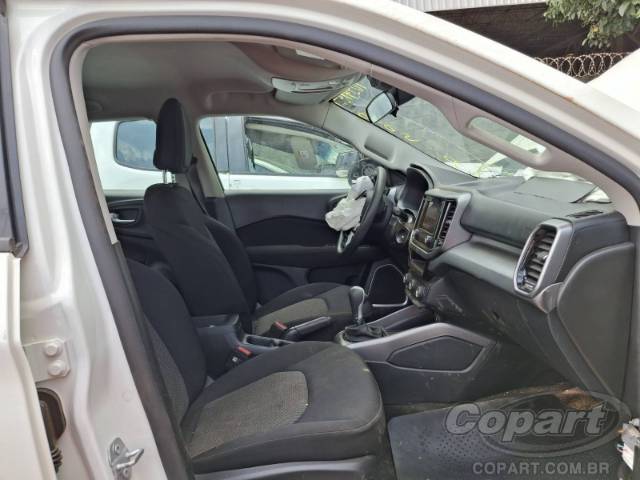 2025 FIAT TORO 