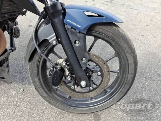 2025 HONDA CB 300F 