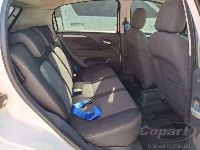 2013 FIAT PUNTO 