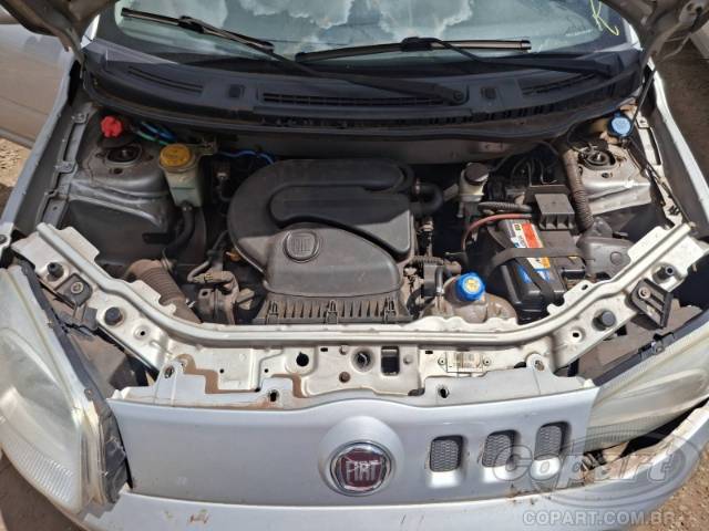 2015 FIAT UNO 