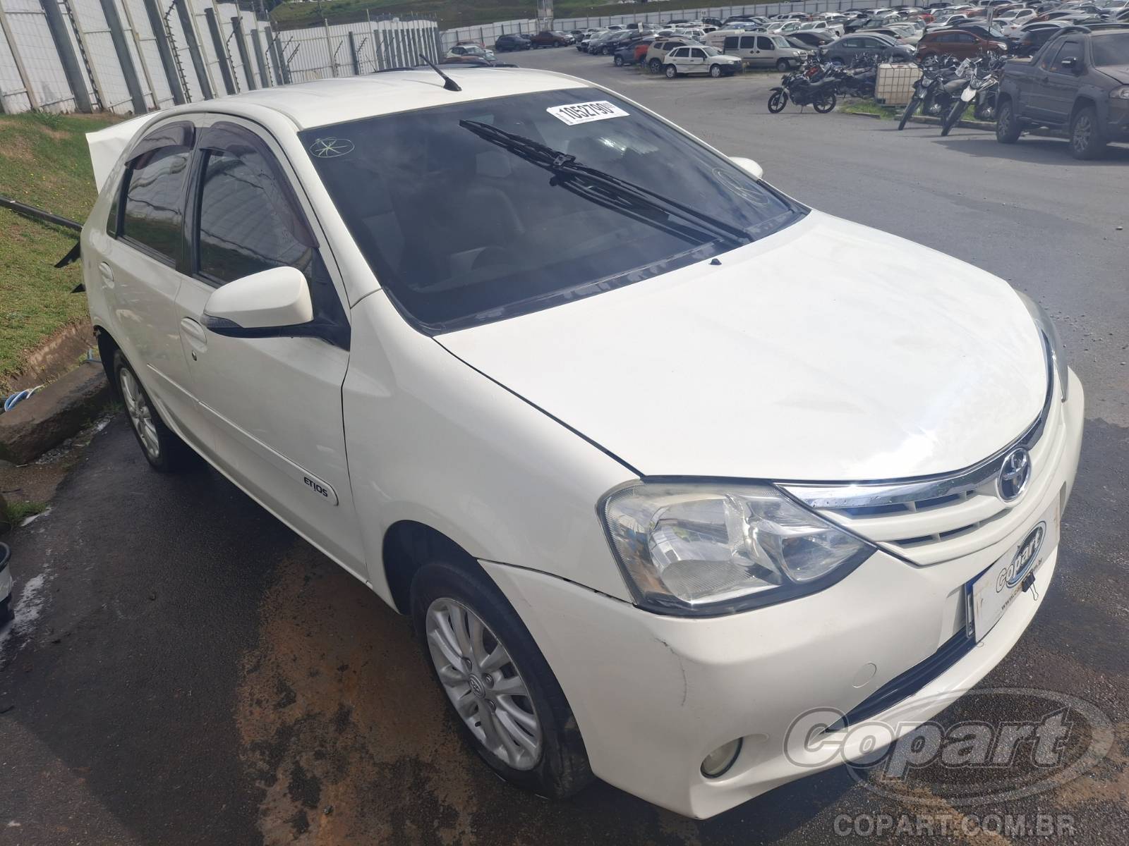 Veículo Toyota Etios TOYOTA ETIOS SEDA XLS 1.5 16V 2015 2015 em leilão