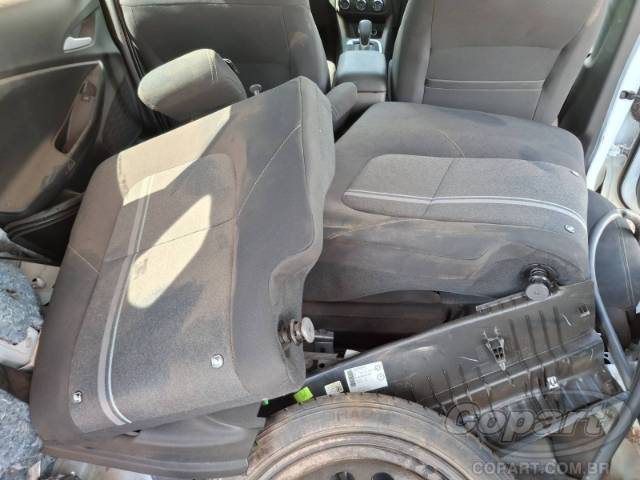 2025 CHEVROLET TRACKER 