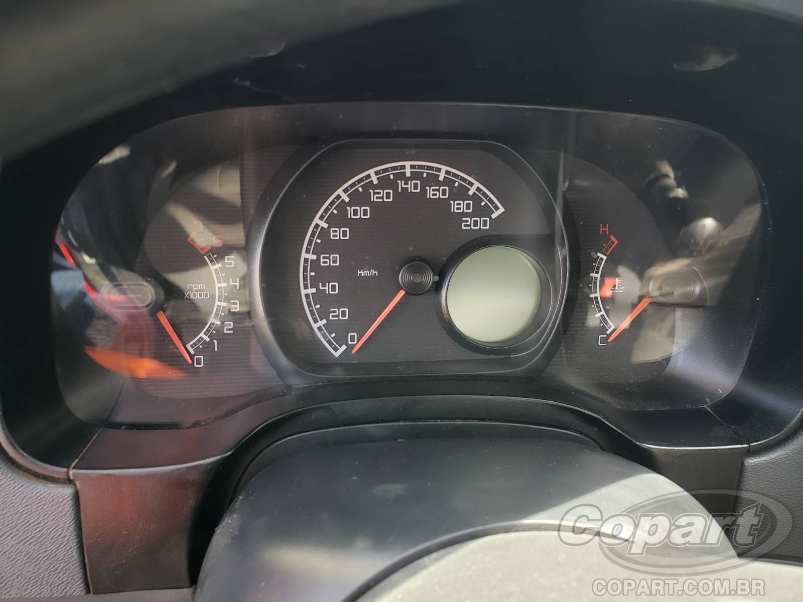 Foto 8 de 10: 2017 FIAT STRADA