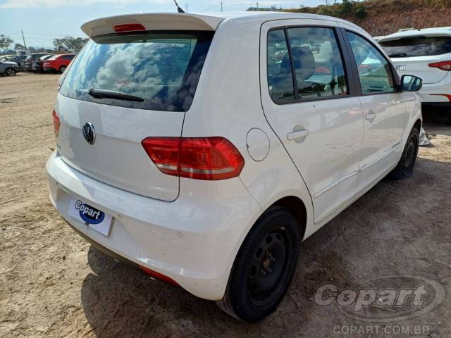 2015 VOLKSWAGEN FOX 