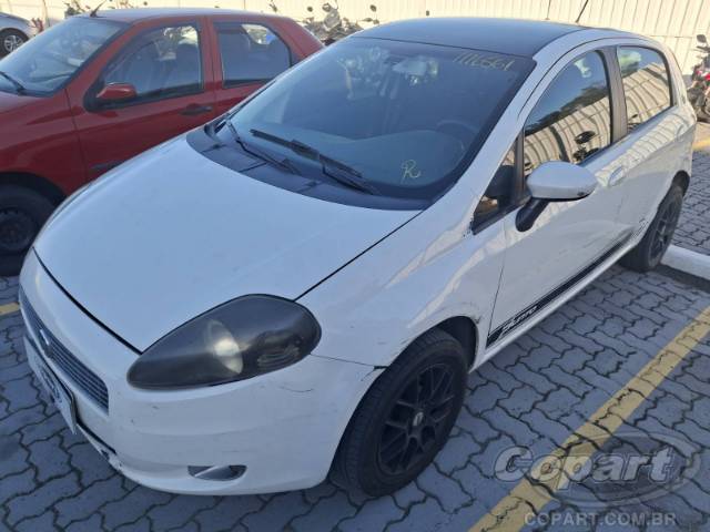 2011 FIAT PUNTO 